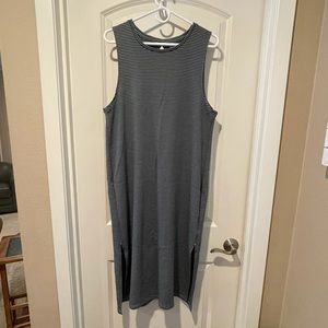 EUC Know Supply Maxi Dress